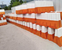 Dải phân cách giao thông HDPE