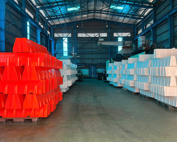 Dải phân cách giao thông HDPE